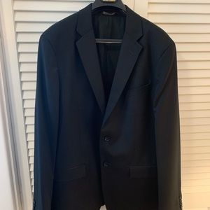 Banana Republic Tailored Fit Black Suit 100% wool Jacket: 44 Pants: 35x 32
